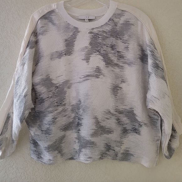 IRO X Revolve Blouse Helio Ivory Gray Geo Print Hammered Silk Womens Size 36/S - Picture 1 of 12